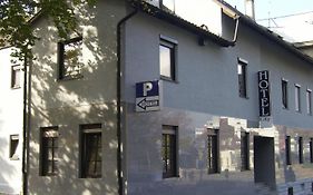 City Hotel